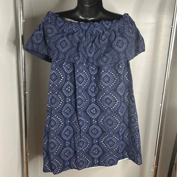 ✨SOLD✨ NWOT Zara Basics Eyelet Detail Minidress - Picture 3 of 6